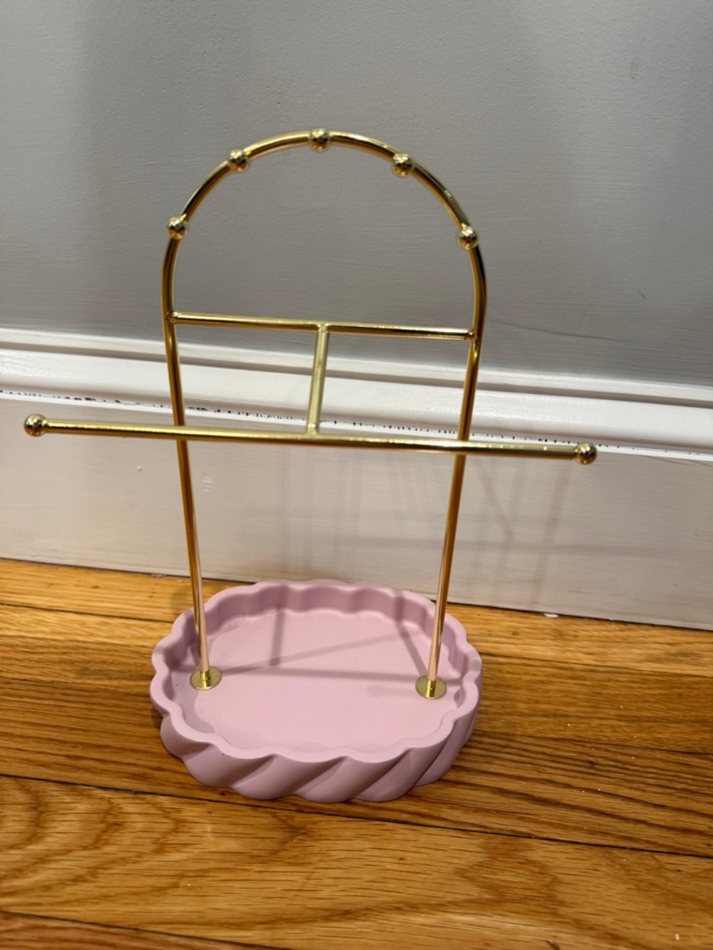 Gold Jewelry Stand with Pink Scalloped Tray